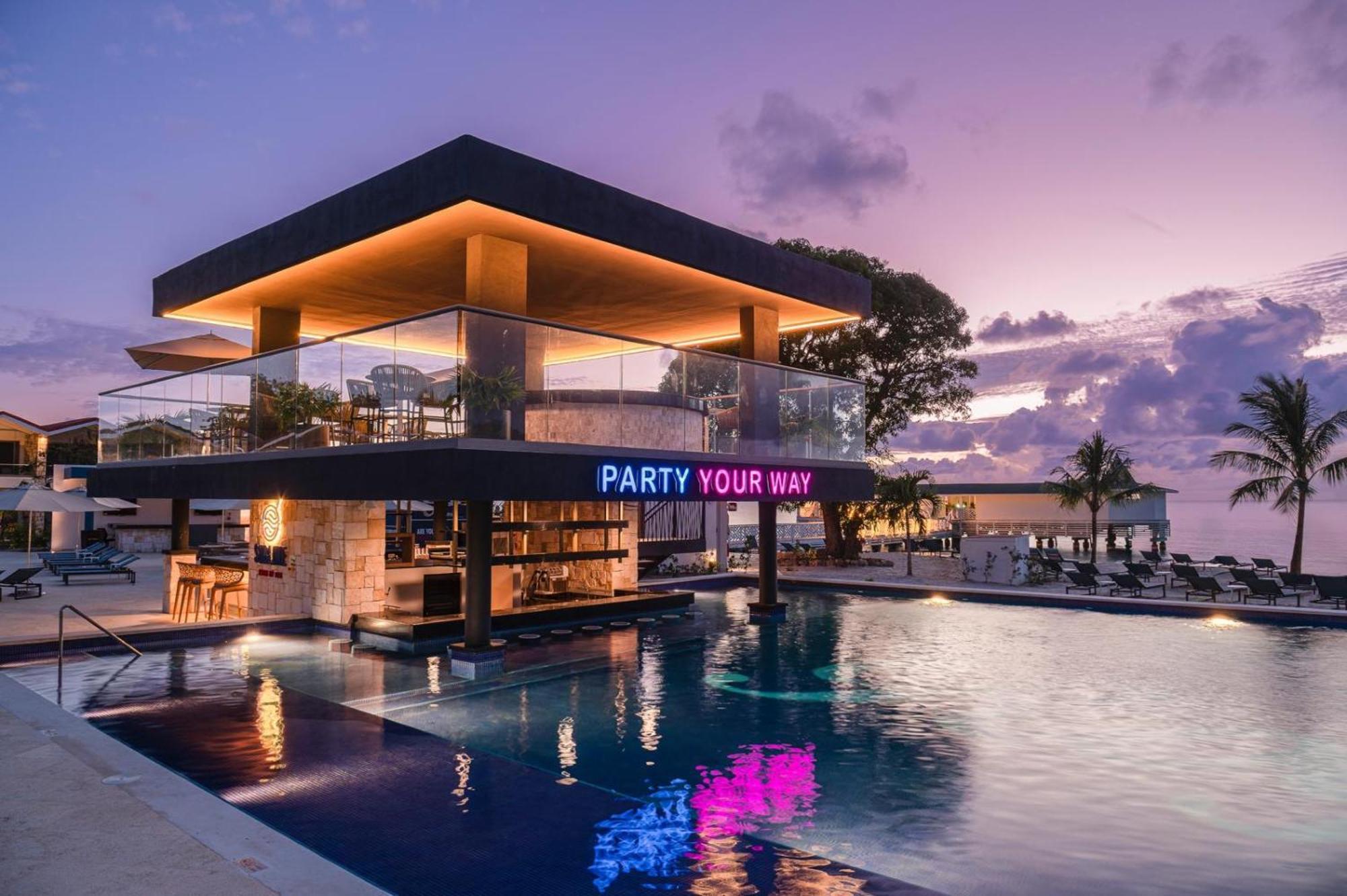 Royalton Chic Antigua, An Autograph Collection All-Inclusive Resort - Adults Only St. John's 外观 照片