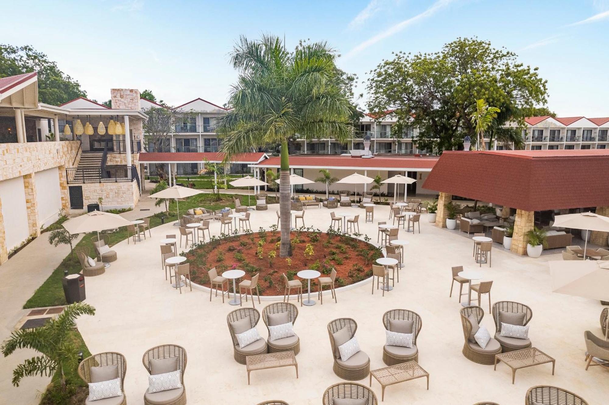Royalton Chic Antigua, An Autograph Collection All-Inclusive Resort - Adults Only St. John's 外观 照片