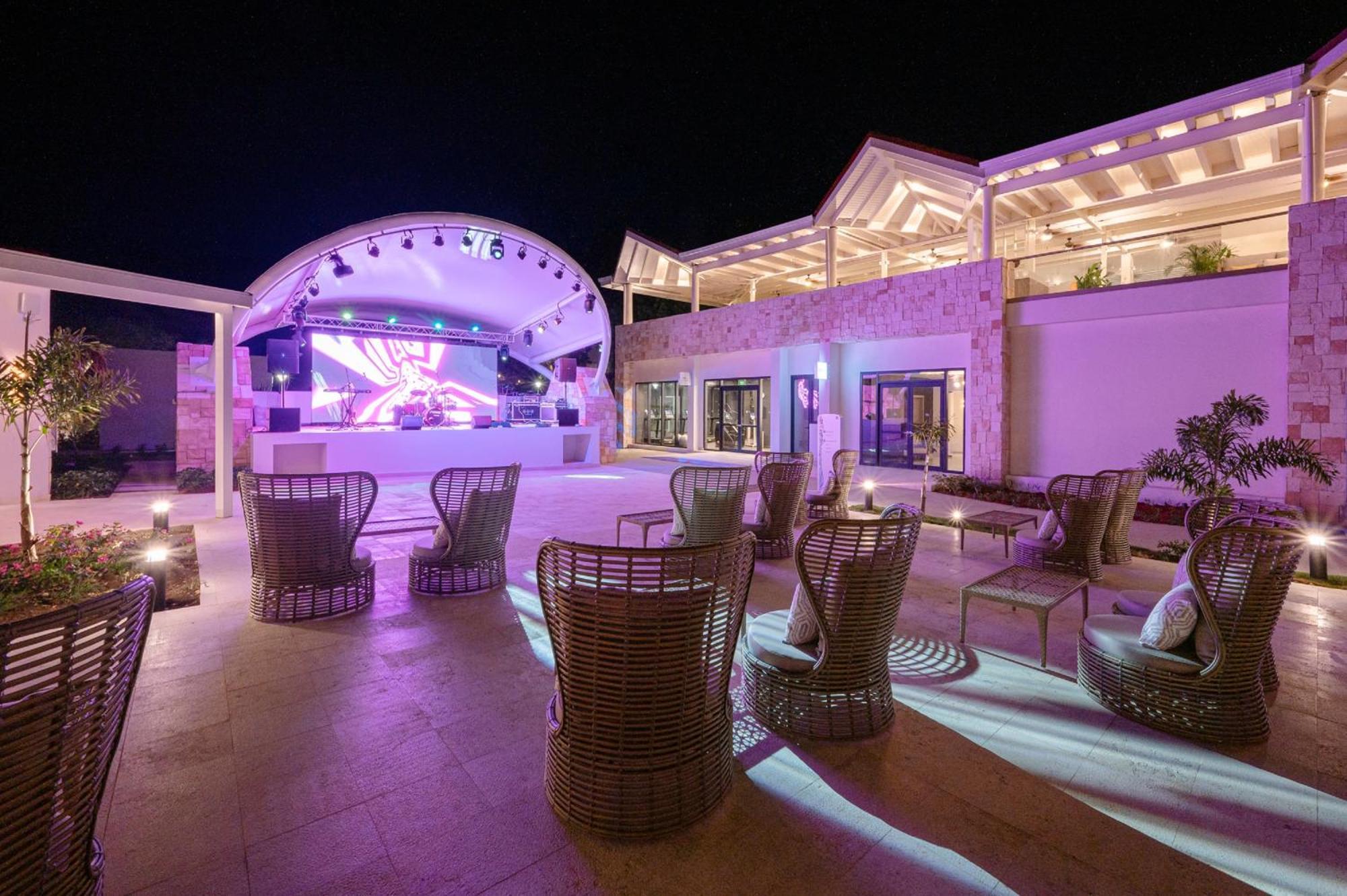 Royalton Chic Antigua, An Autograph Collection All-Inclusive Resort - Adults Only St. John's 外观 照片