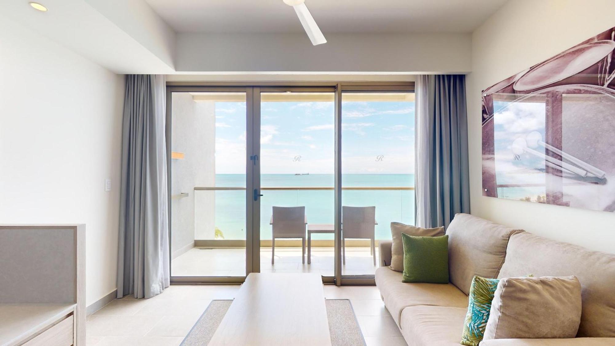 Royalton Chic Antigua, An Autograph Collection All-Inclusive Resort - Adults Only St. John's 外观 照片